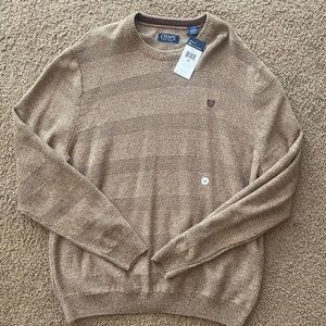 New CHAPS Men’s Knitted Sweatshirt Size XL